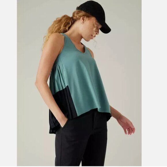 ATHLETA Swing Forward Pleated Tank - S - Picture 3 of 8